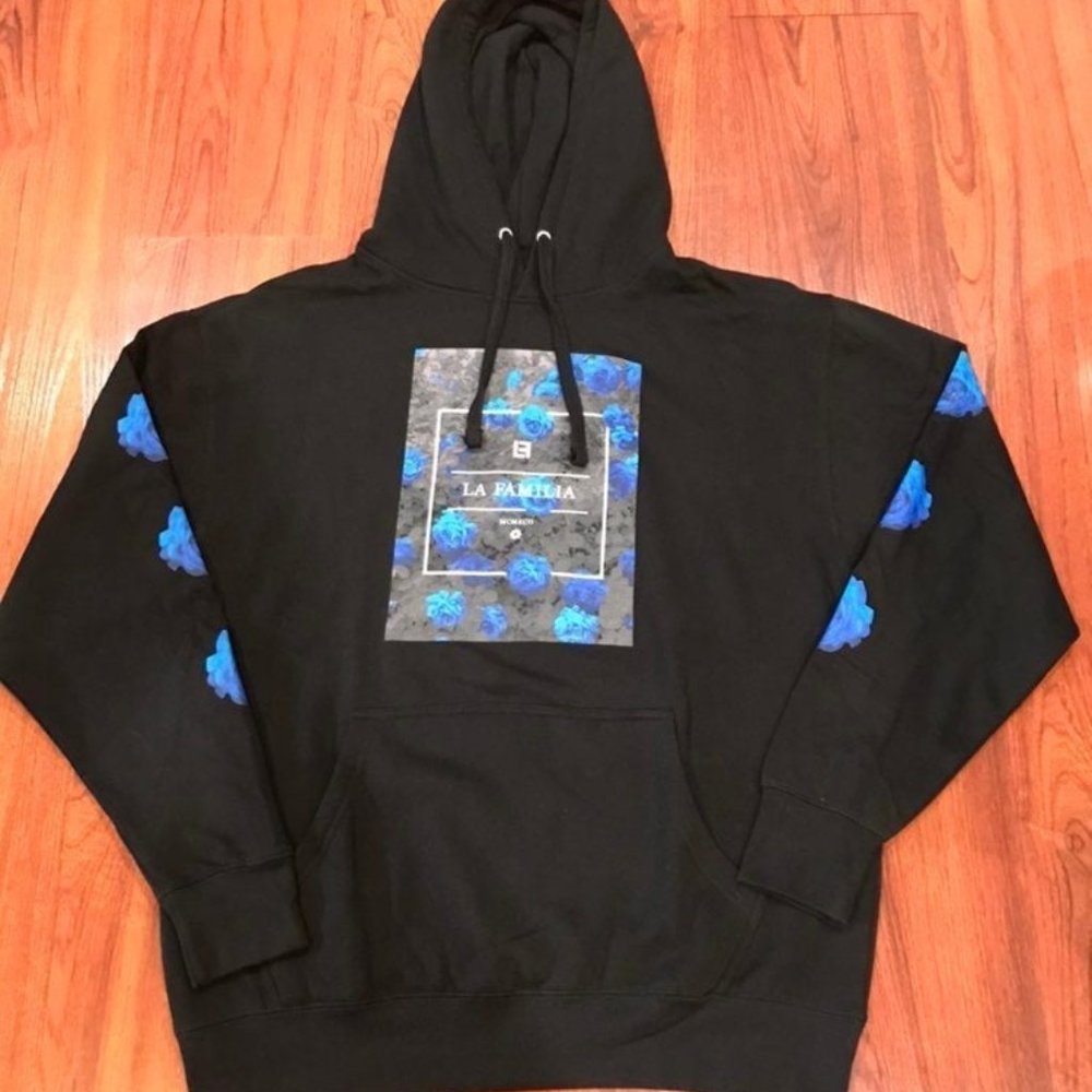 LA FAMILIA FOREVER HOODIE SIZE L